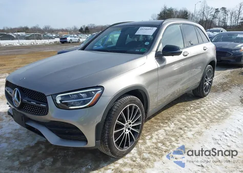 2020 Mercedes-Benz Glc 300 4Matic z USA, uszkodzony, nr VIN WDC0G8EB8LF728780